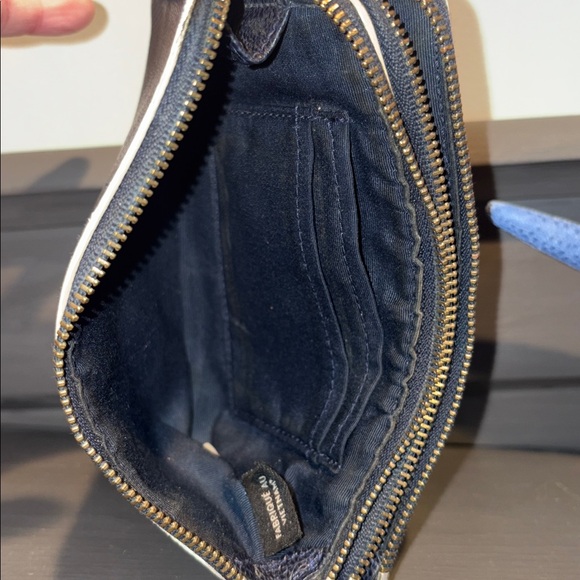 Coach Double Zipper Pocket Leather Wristlet Navy Blue  with Missing Handle - Picture 15 of 16